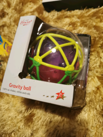 hamleys gravity ball